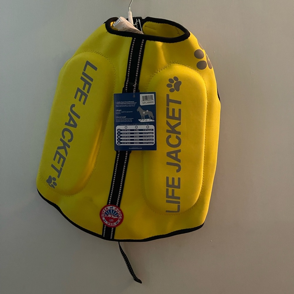 Silver Pooch Size S Life Jacket for Dogs NWT